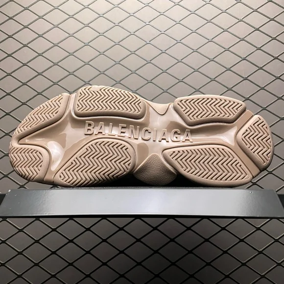 💗💗Balenciaga Sneakers men’s - Picture 5 of 9